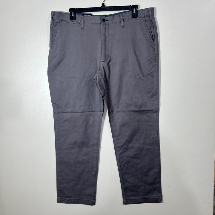 NAUTICA CLASSIC FIT SOFT TWILL COTTON CHINO PANT BRAND NEW WITH STRETCH
