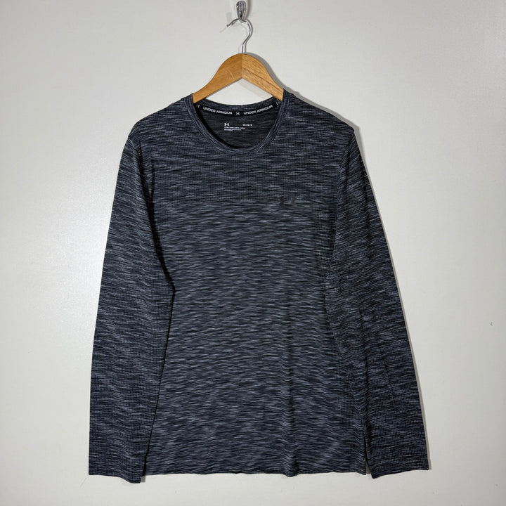 UNDER ARMOUR FITTED LONG SLEEVES SPORT TSHIRT