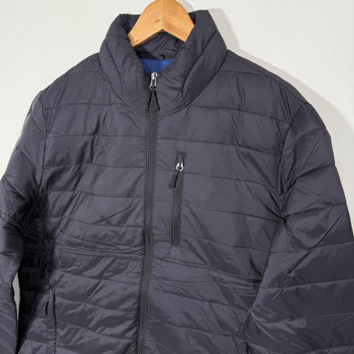 CLUB ROOM PERFORMANCE WATER RESISTANT WARM AND LIGHTWEGHT PUFFER JACKET BLACK COLOUR