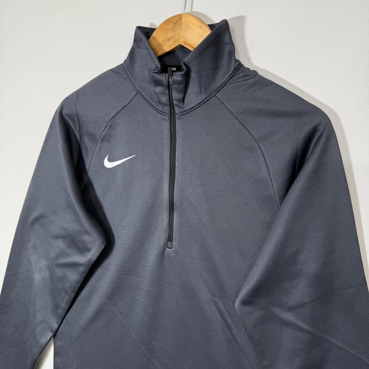 NIKE DRI FIT SPORT PULLOVER INNER FLEECE