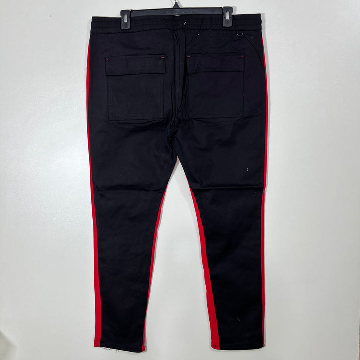 FASHION NOVA MEN JOGER PANT BRAND NEW