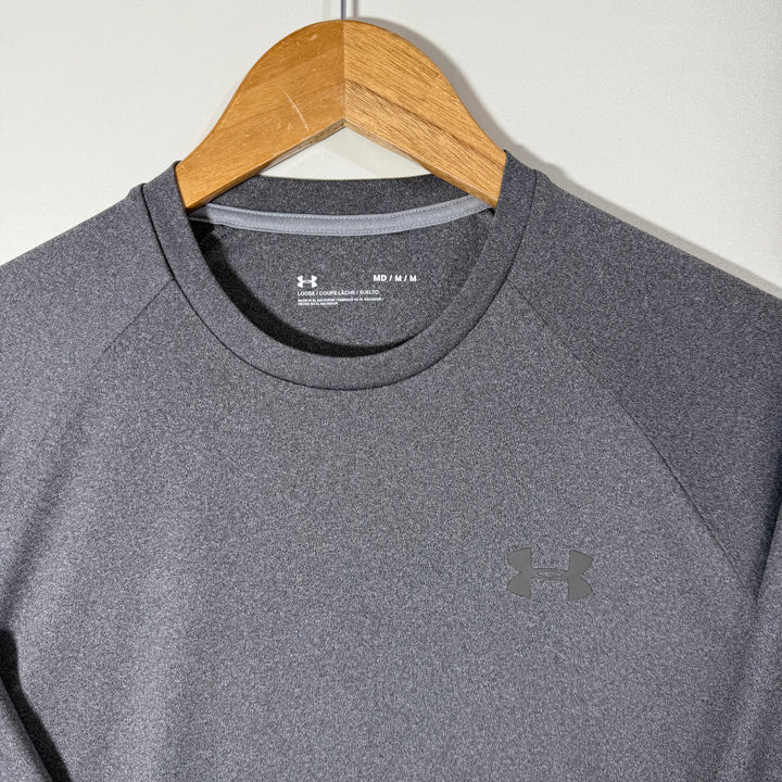 UNDER ARMOUR LONG SLEEVES SPORT TSHIRT