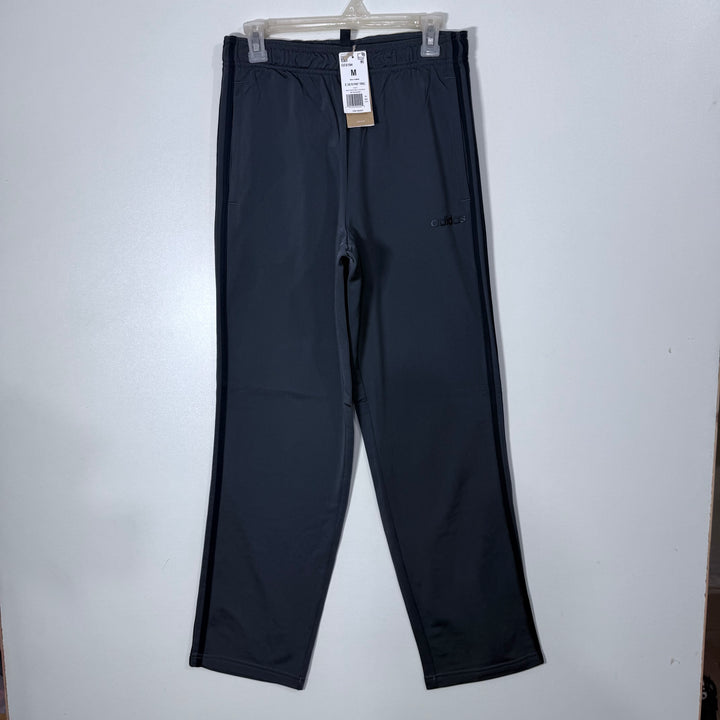 ADIDAS LOOSE FIT SPORT TROUSER BRAND NEW INNER FLEECE GREY COLOUR