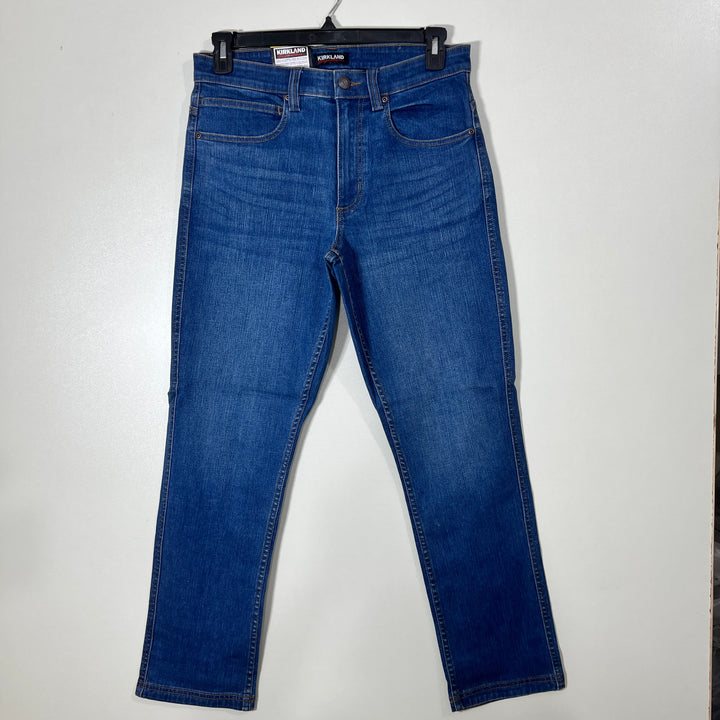 KIRKLAND SIGNATURE STRAIGHT FIT DENIM PANT BRAND NEW WITH STRETCH