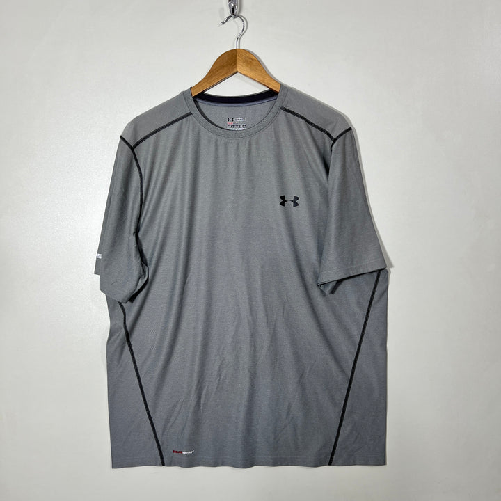 UNDER ARMOUR FITTED SPORT TSHIRT