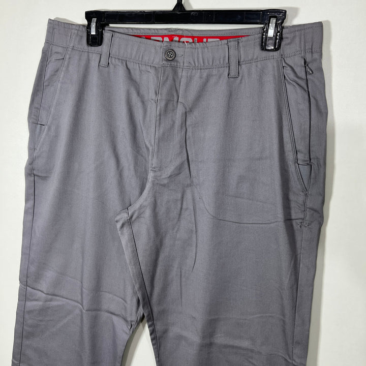 UNDER ARMOUR STRAIGHT FIT COTTON PANT BRAND NEW WITH STRAIGHT GREY COLOUR