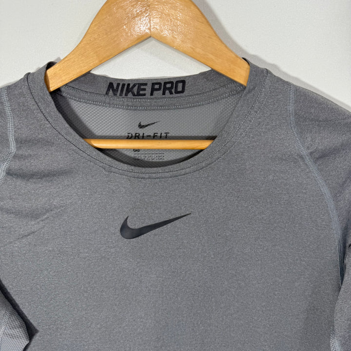 NIKE DRI FIT LONG SLEEVES SPORT COMPRESSION TSHIRT
