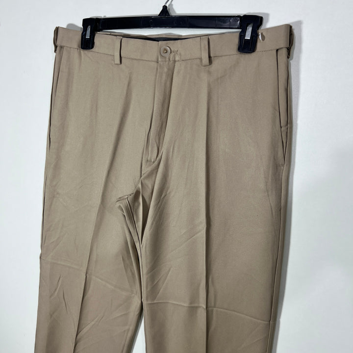 HAGGAR COOL 18 PRO CLASSIC FIT FLEX WAISTBAND PERFORMANCE PANT WITH STRETCH