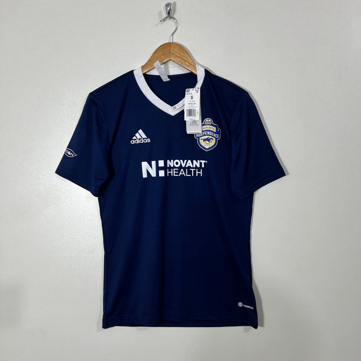 ADIDAS AEROREADY V NECK SPORT TSHIRT BRAND NEW