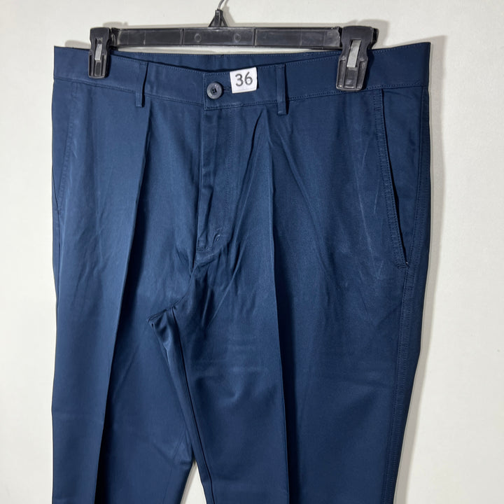 HAGGAR STRAIGHT FIT PERFORMANCE PANT WITHOUT STRETCH BLUE COLOUR