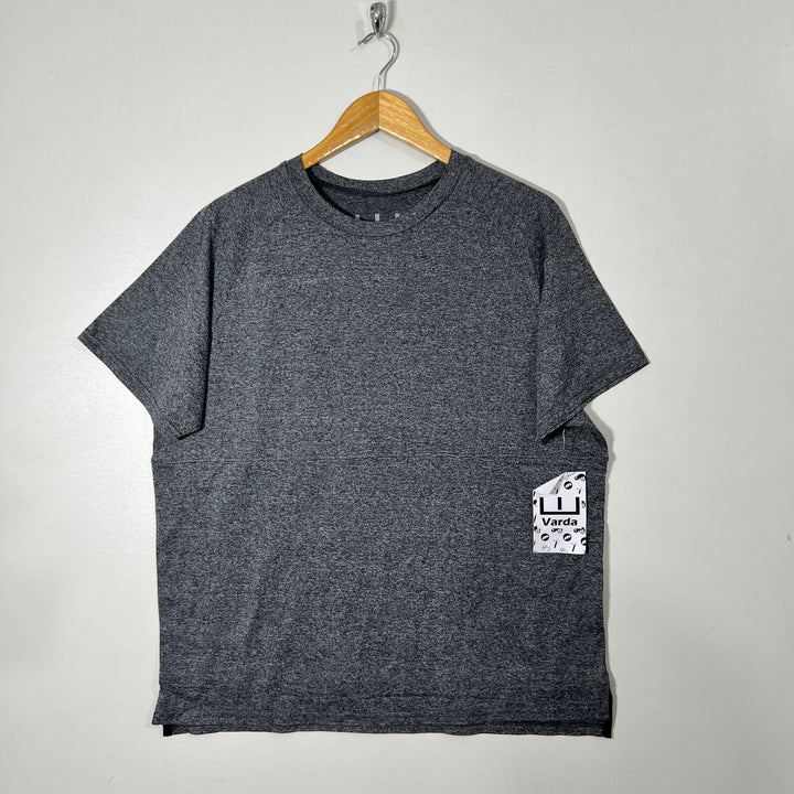 VARDA SPORT TSHIRT BRAND NEW