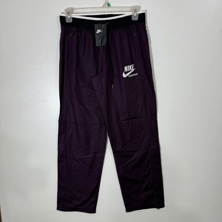 NIKE LOOSE FIT PARACHUTE SPORT TROUSER BRAND NEW WITH SIDE ZIP POCKETS