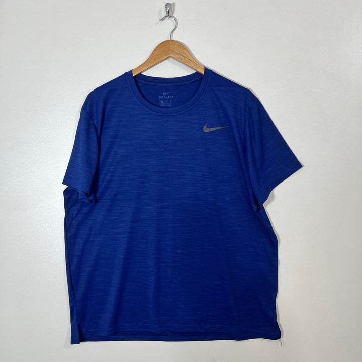NIKE SPORT TSHIRT