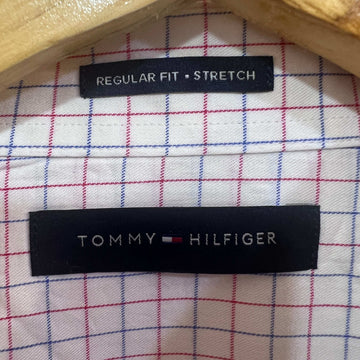 TOMMY HILFIGER REGULAR FIT BUTTON DOWN COTTON CASUAL SHIRT WITH STRETCH - JS BROTHERS 