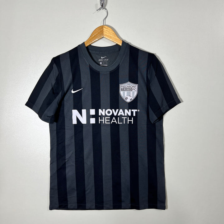 NIKE SPORT TSHIRT