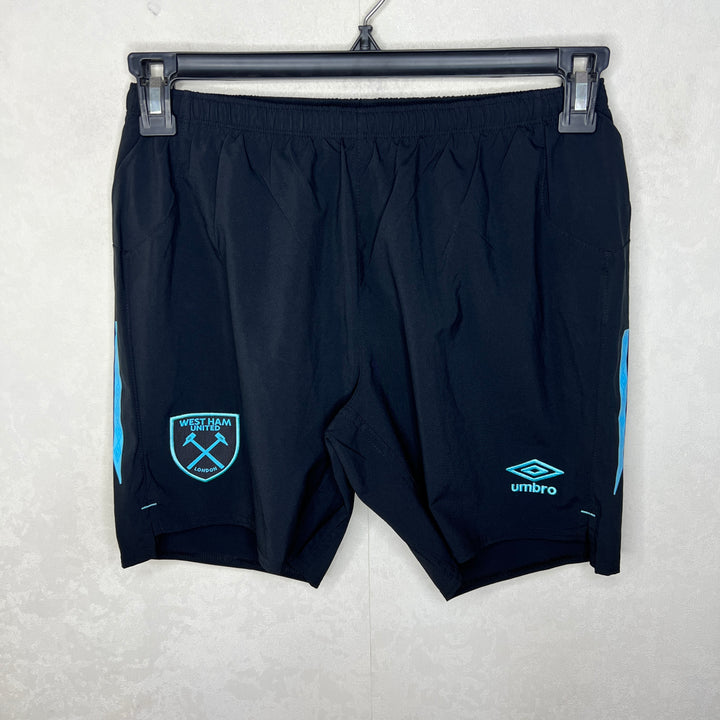 UMBRO PARACHUTE FOOTBALL SPORTS SHORT