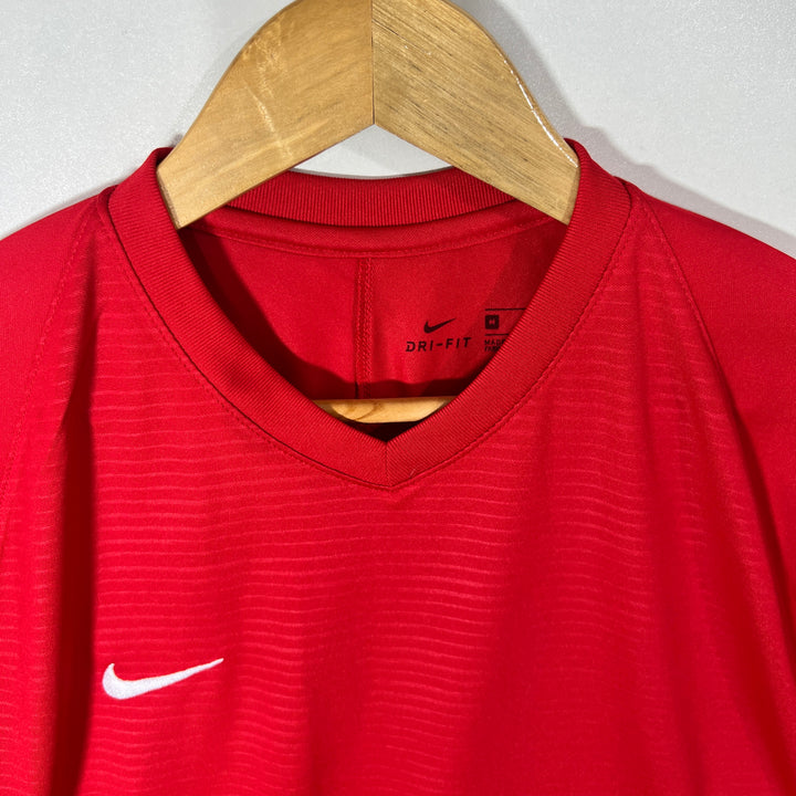 NIKE DRI FIT V NECK SPORT TSHIRT