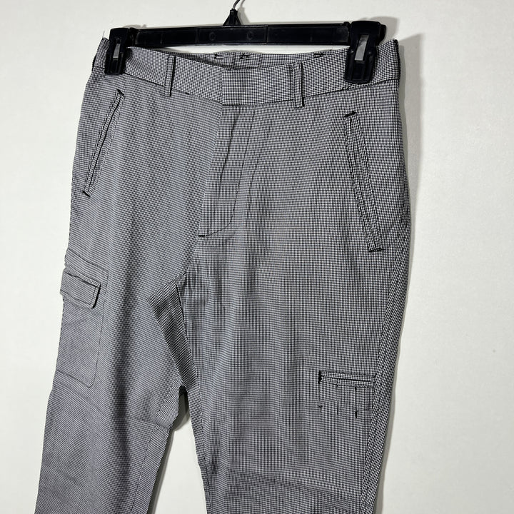 MALE & CO STRAIGHT FIT CHECKERED COTTON CHINO PANT WITH STRETCH