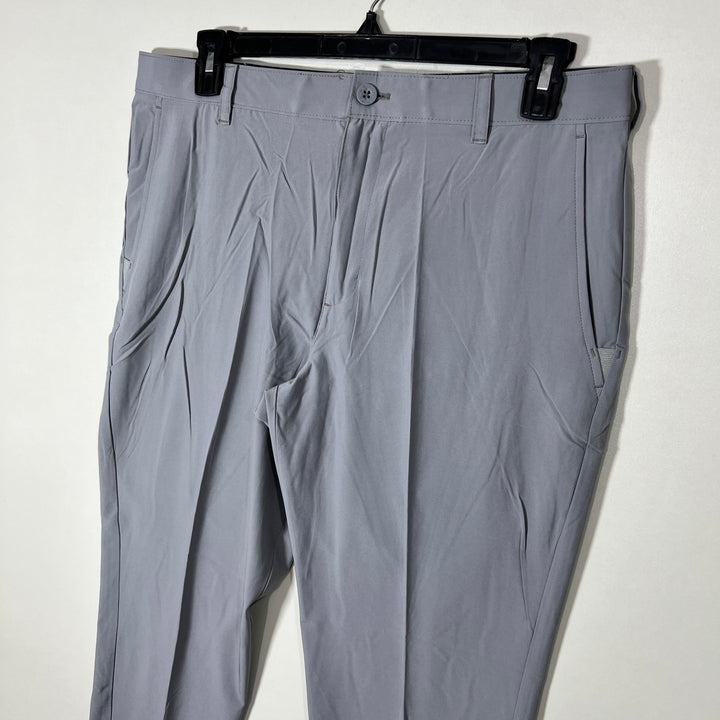 IZOD GOLF STRAIGHT FIT PERFORMANCE PANT WITH STRETCH