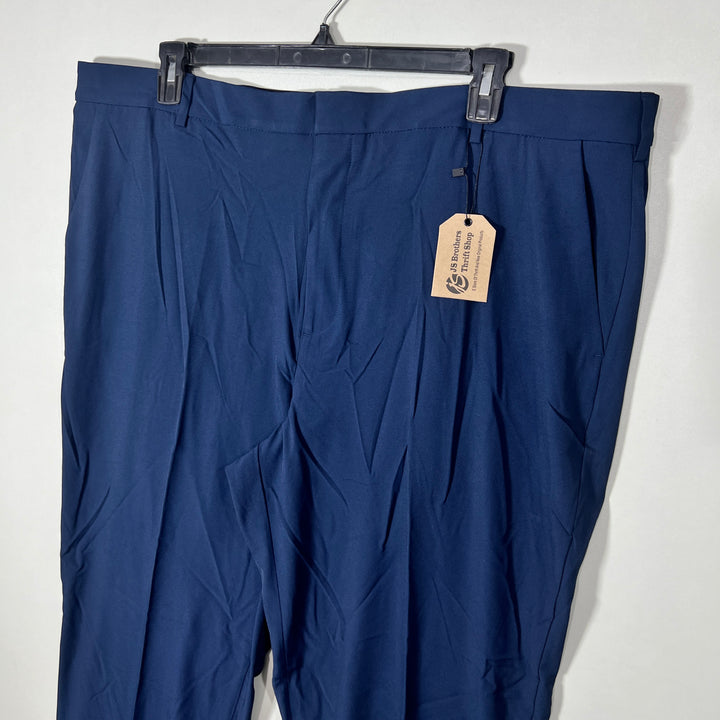 VAN HEUSEN STRAIGHT FIT PERFORMANCE PANT WITH STRETCH