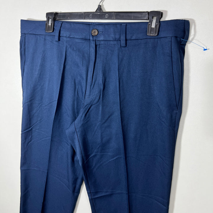 HAGGAR IN MOTION STRAIGHT FIT PERFORMANCE PANT WITH STRETCH