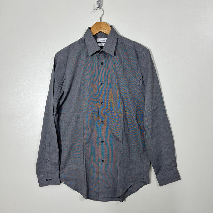 CALVIN KLEINSLIM FIT WRINKLE FREE SEMI FORMAL SHIRT