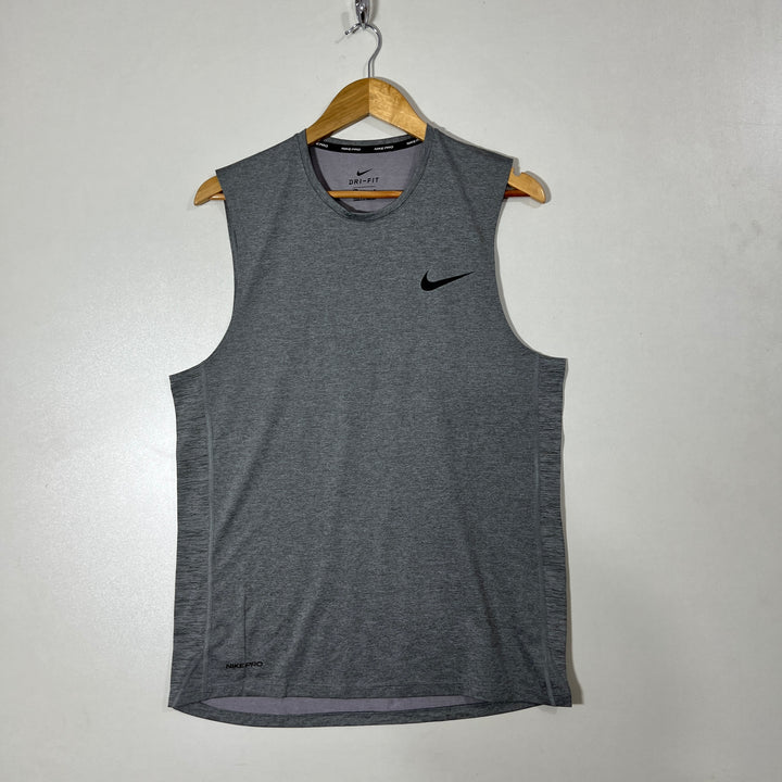 NIKE PRO SPORT SLEEVES LESS