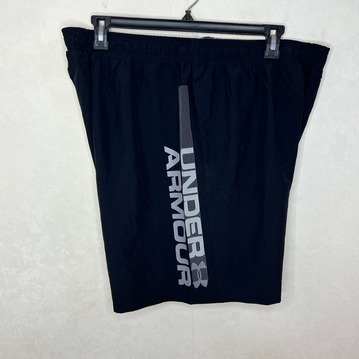 UNDER ARMOUR ULTRA LIGHT WEIGHT SPORT SHORT