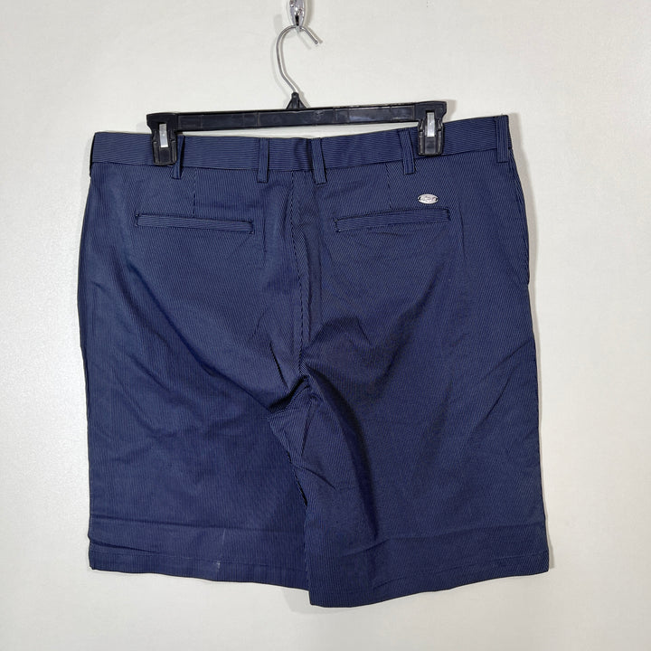 GREG NORMAN PERFORMANCE GOLF SHORT