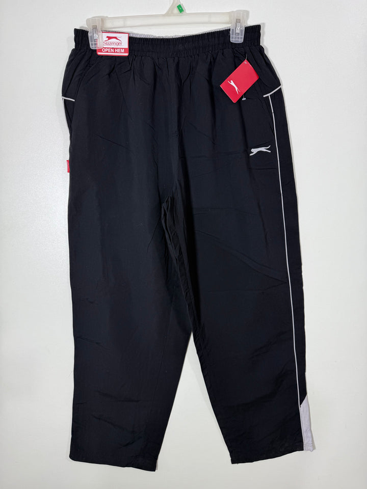 SLAZENGER LOOSE FIT PARACHUTE SPORT TROUSER BRAND NEW BLACK COLOUR