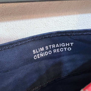 GOOD FELLOW &CO SLIM STRAIGHT COTTON JEANS BRAND NEW WITH STRETCH - JS BROTHERS 