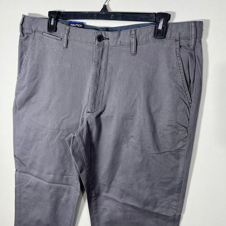 NAUTICA CLASSIC FIT SOFT TWILL COTTON CHINO PANT BRAND NEW WITH STRETCH