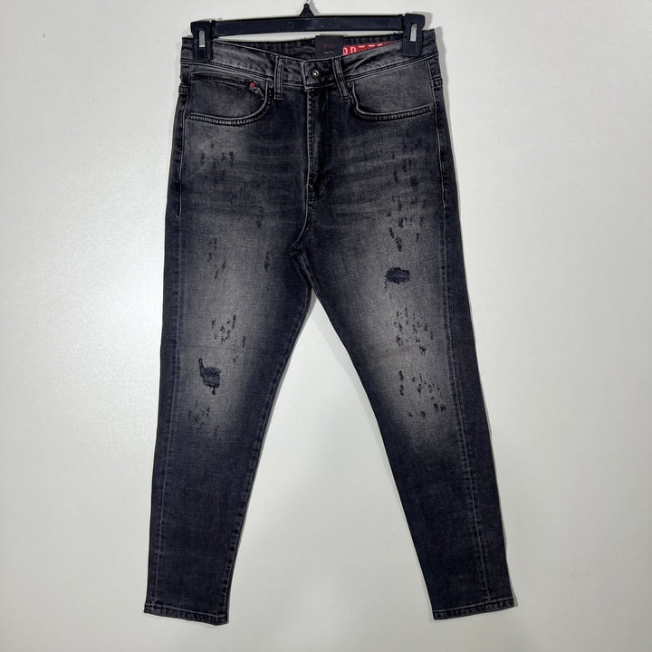 BREEZY RIPPED JEANS BRAND NEW WITH STRETCH