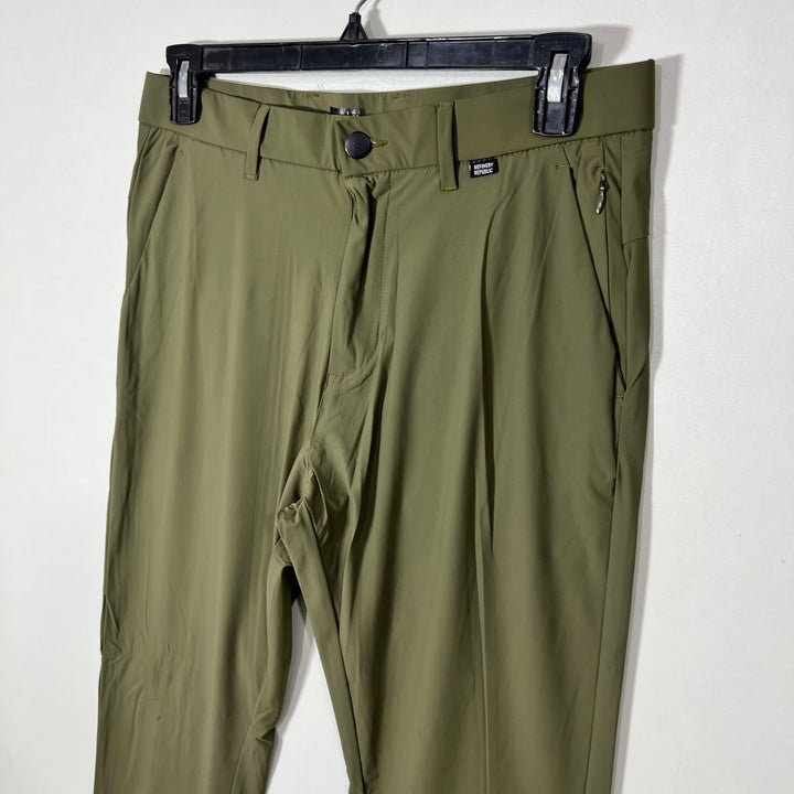 REFINERY REPUBLIC HYBRID PERFORMANCE PANT WITH FOUR WAY STRETCH