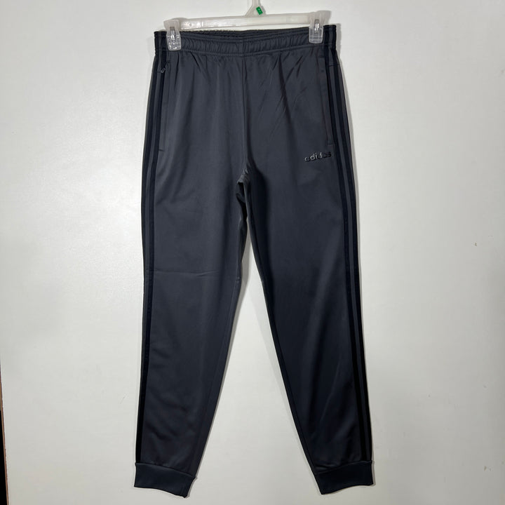 ADIDAS SPORT TROUSER INNER FLEECE WITH SIDE ZIP POCKETS GREY COLOUR