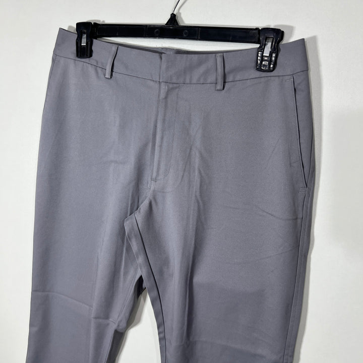 UNDER ARMOUR STRAIGHT FIT PERFORMANCE GOLF PANT