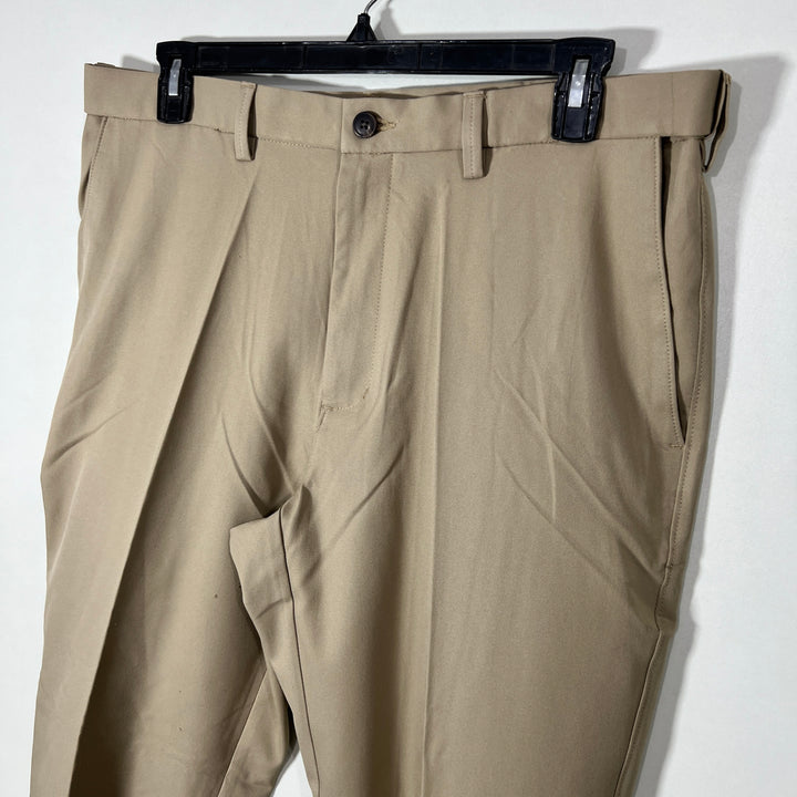 HAGGAR STRAIGHT FIT PERFORMANCE PANT WITH STRETCH