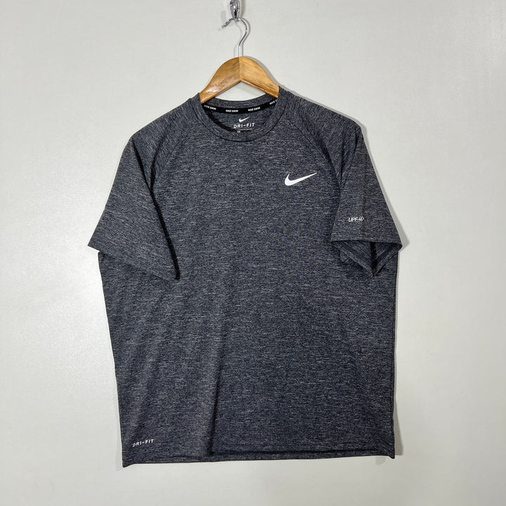 NIKE DRI FIT SWIM WEAR SPORT TSHIRT
