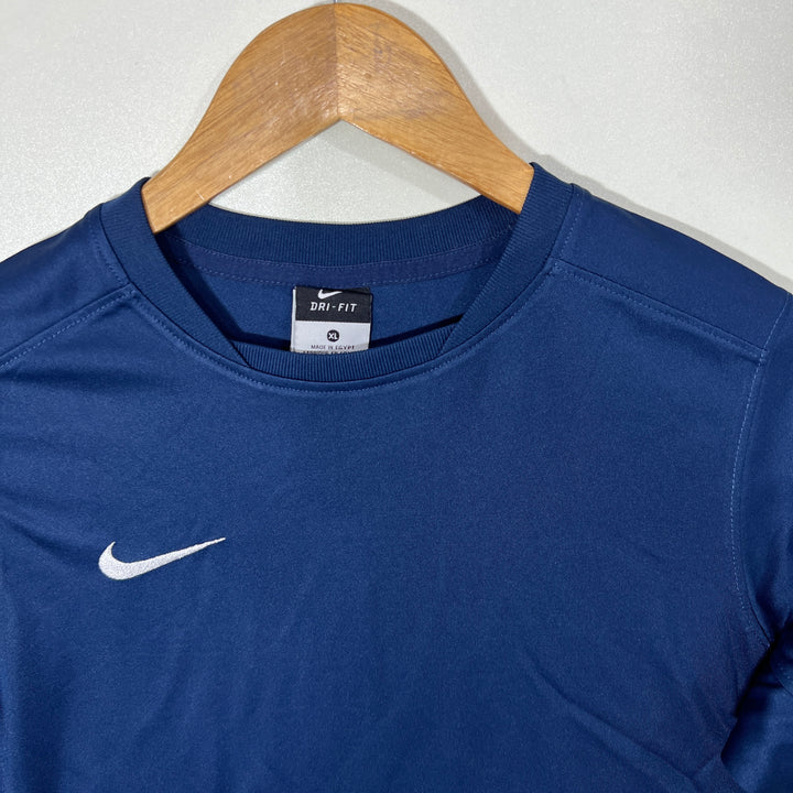 NIKE DRI FIT SPORT TSHIRT
