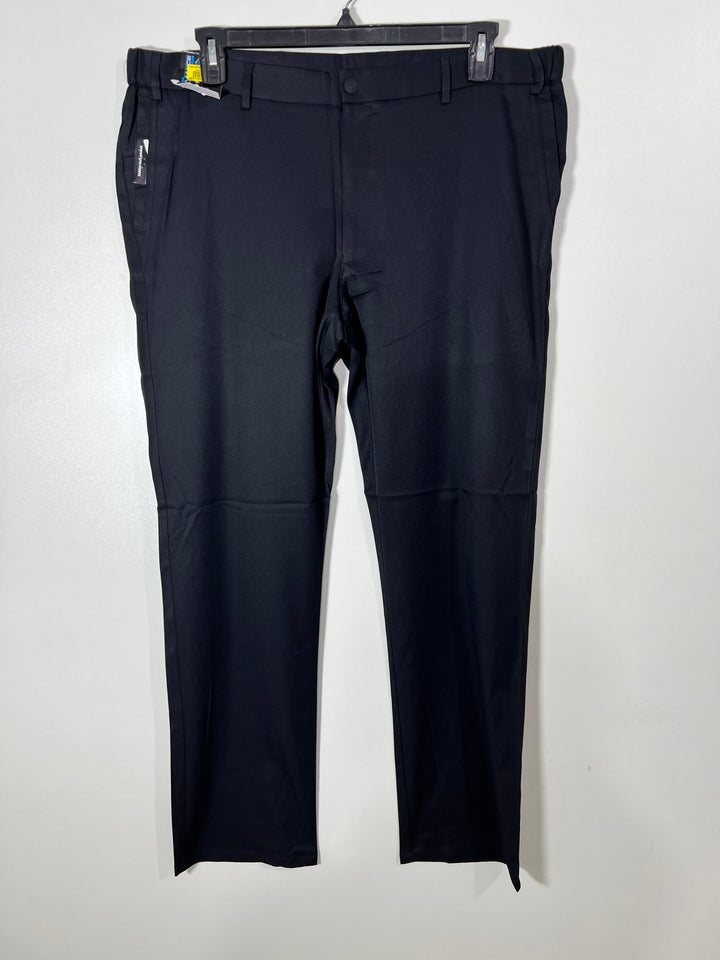 ROUNDTREE & YORK STRAIGHT FIT PERFORMANCE PANT BRAND NEW WITH STRETCH