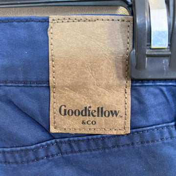 GOOD FELLOW &CO SLIM STRAIGHT COTTON JEANS BRAND NEW WITH STRETCH - JS BROTHERS 