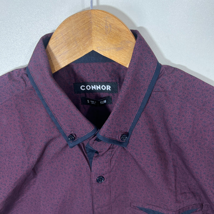 CONNOR BUTTON DOWN HALF SLEEVES SHIRT