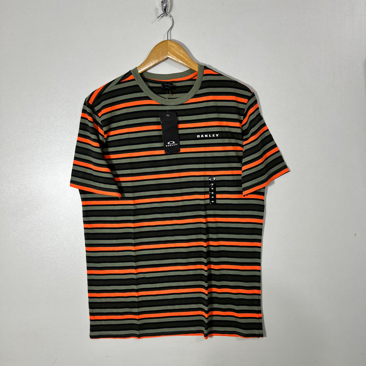 OAKLEY COTTON TSHIRT BRAND NEW