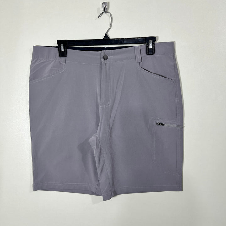 ZEROXPOSUR PERFORMANCE GOLF SHORT