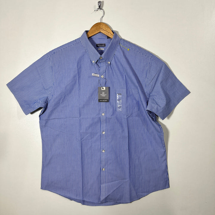 VAN HEUSEN CLASSIC FIT BUTTON DOWN HALF SLEEVES SHIRT BRAND NEW