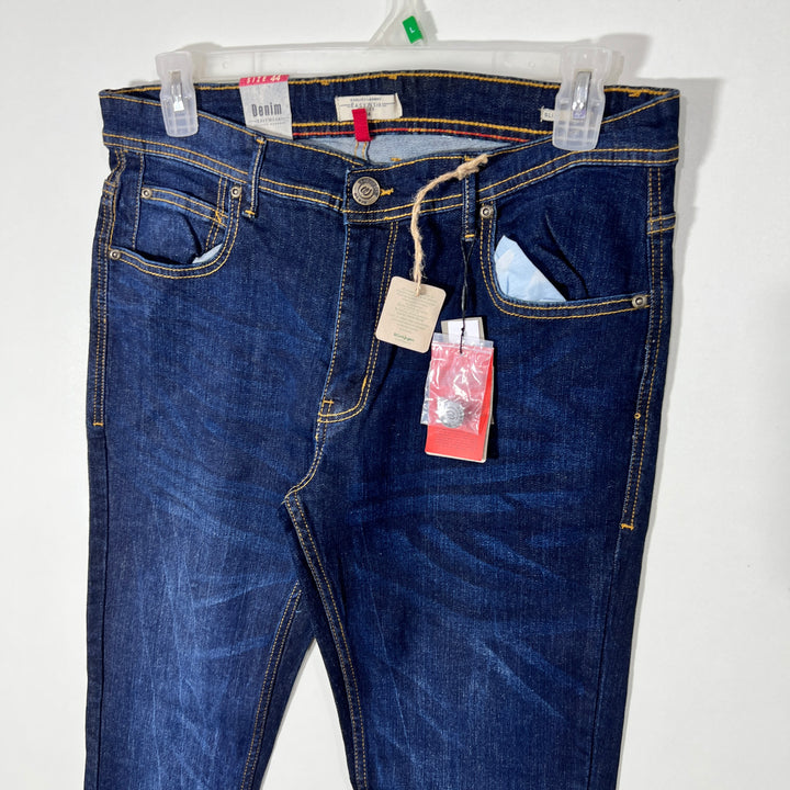 EASY WEAR SLIM FIT DENIM PANT BRAND NEW WITH STRETCH