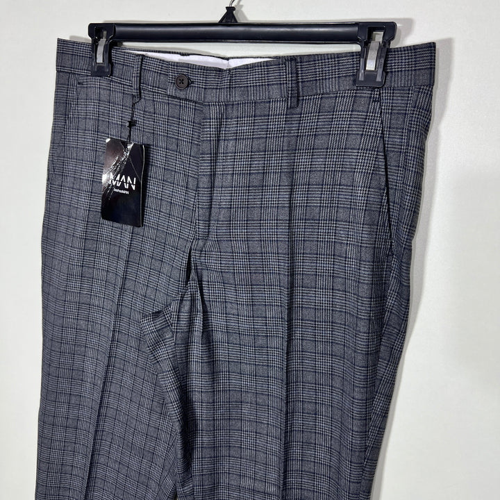 BOOHOO MAN SLIM FIT CHECKERED DRESS PANT BRAND NEW WITH STRETCH