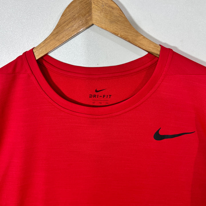 NIKE DRI FIT SPORT TSHIRT