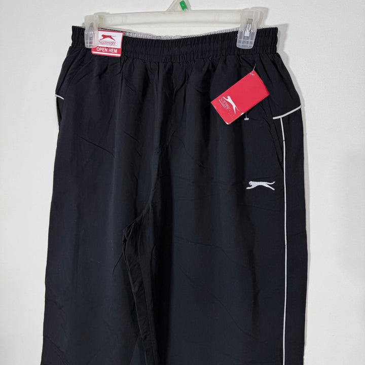 SLAZENGER LOOSE FIT PARACHUTE SPORT TROUSER BRAND NEW BLACK COLOUR