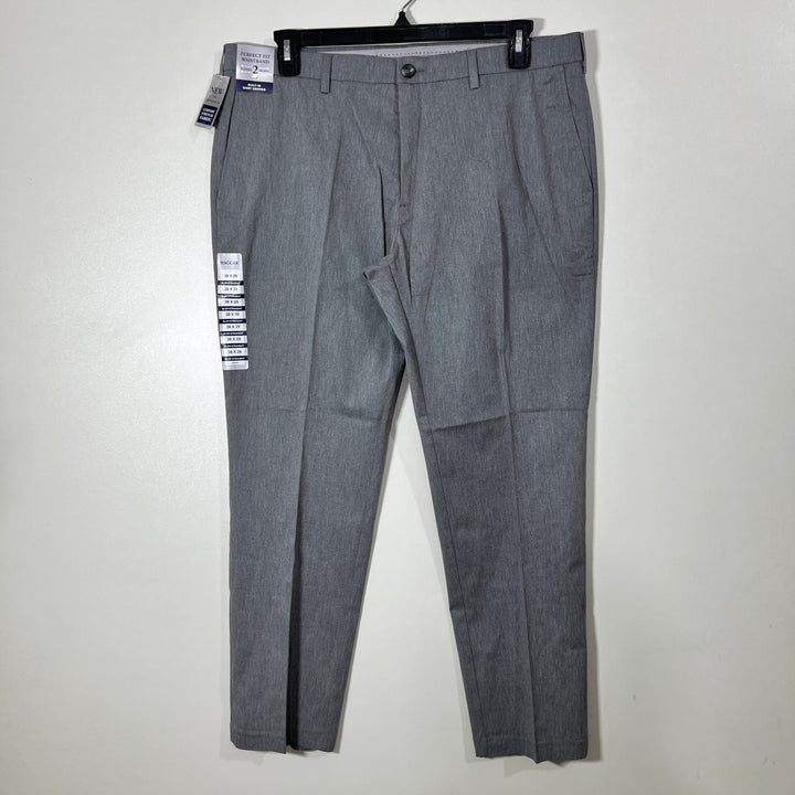 HAGGAR SLIM STRAIGHT FIT PREMIUM KHAKI IRON FREE COMFORT STRETCH FABRIC PERFORMANCE PANT BRAND NEW